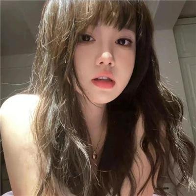 燕子与鹦鹉